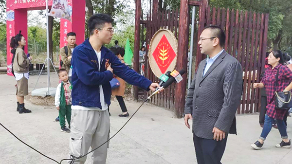 托普云农副总经理、浙江森特负责人钱鹏接受媒体采访